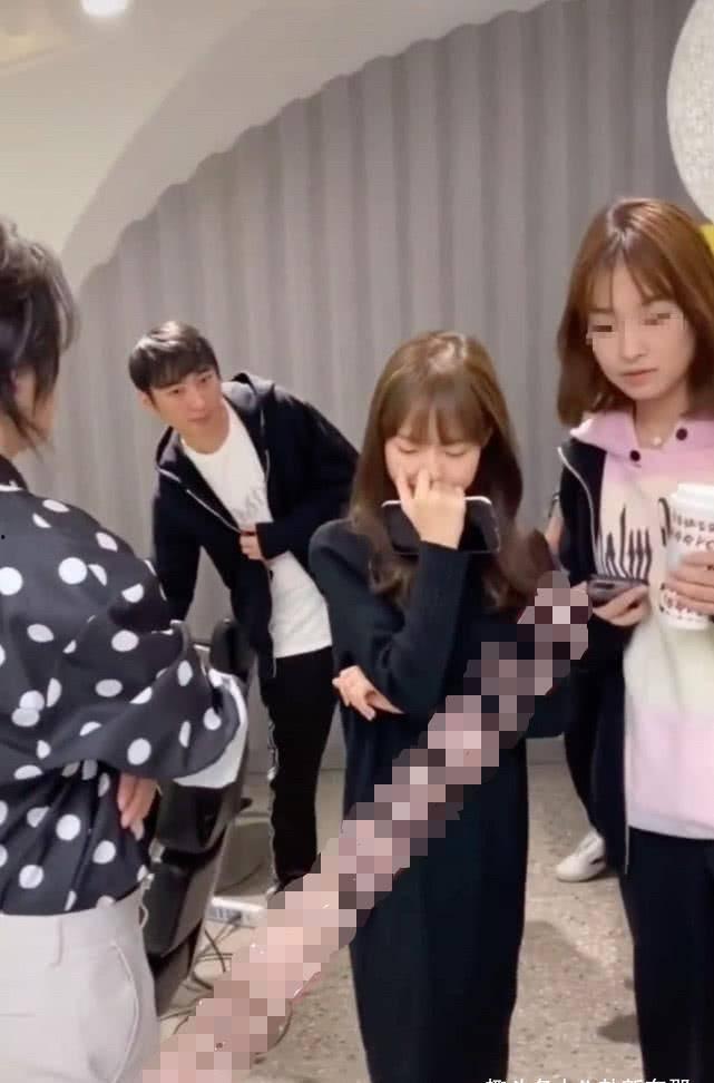 娱乐公司女生爆料,女生爆料揭示娱乐公司惊人真相” 第1张 娱乐公司女生爆料,女生爆料揭示娱乐公司惊人真相” 第1张